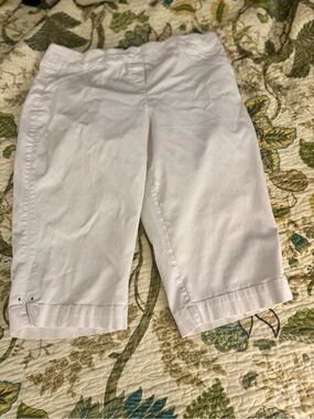 Alfred Dunner White Petite Shorts